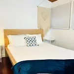 Ob Cottage Retreat Best Location, Patio & Beach!