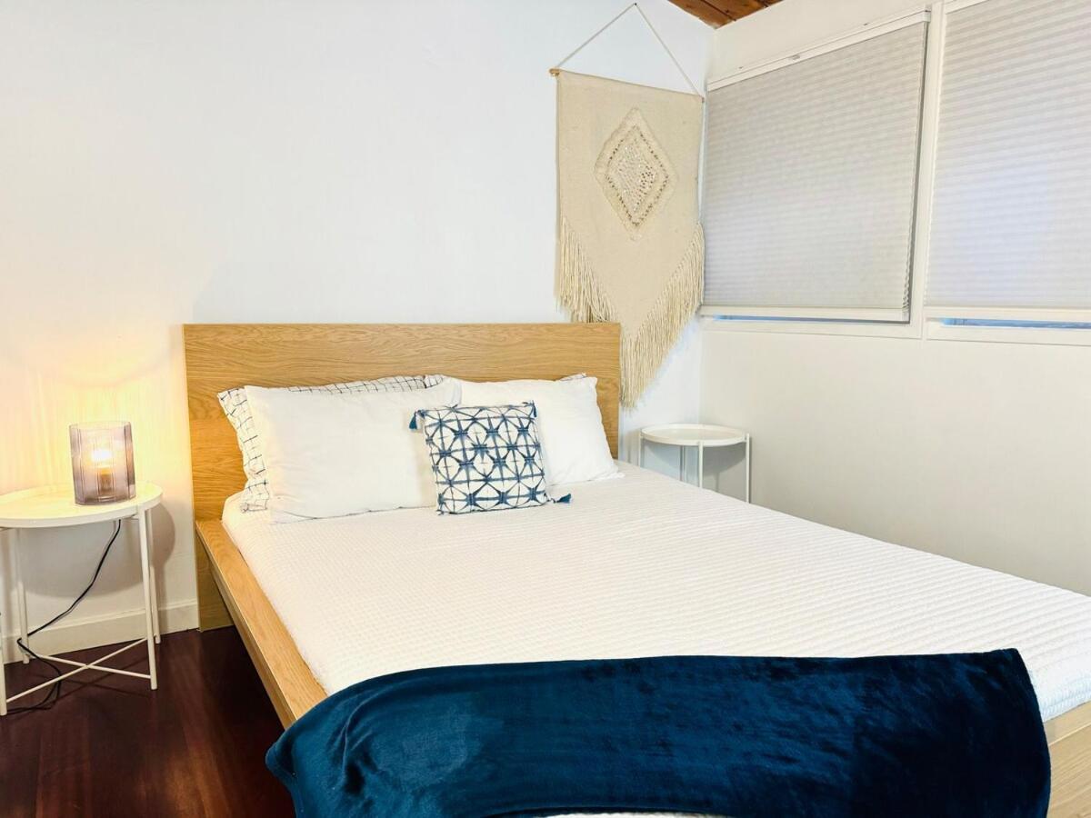 Ob Retreat Location, Patio & Beach!