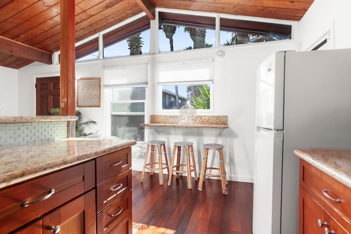 Ob Retreat Location, Patio & Beach!